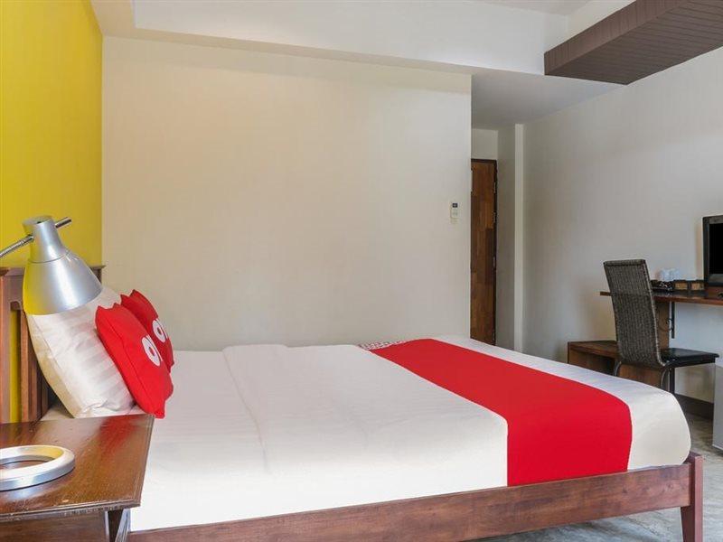 Oyo 233 Sunshine House Hotel Chiang Mai Eksteriør billede