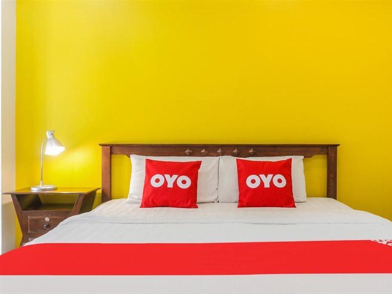 Oyo 233 Sunshine House Hotel Chiang Mai Eksteriør billede