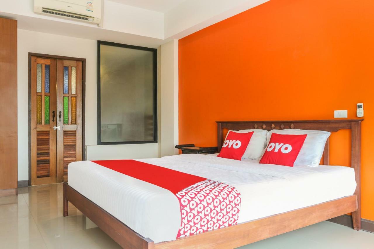 Oyo 233 Sunshine House Hotel Chiang Mai Eksteriør billede