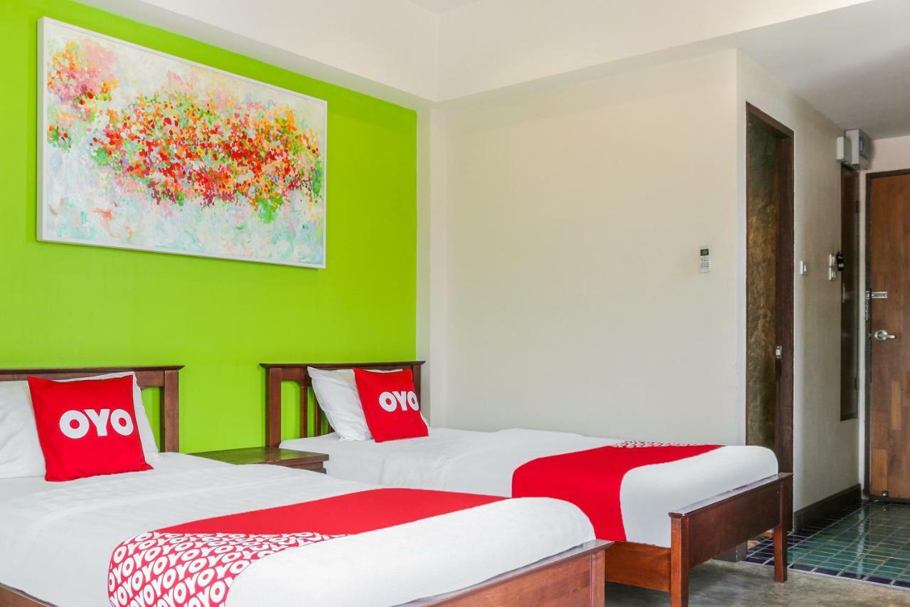 Oyo 233 Sunshine House Hotel Chiang Mai Eksteriør billede
