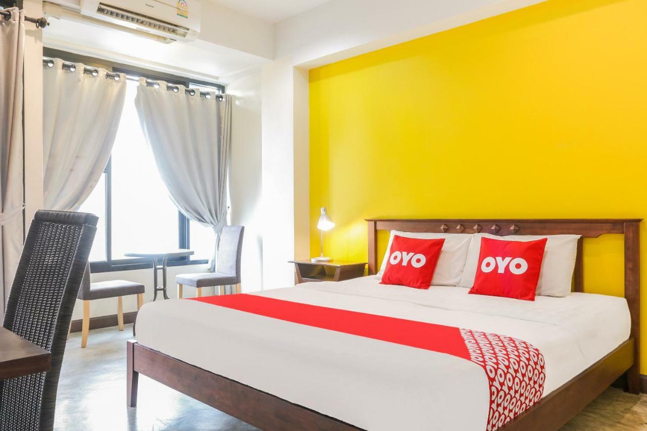 Oyo 233 Sunshine House Hotel Chiang Mai Eksteriør billede